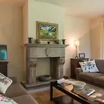 Casale Dei Tigli 8, Emma