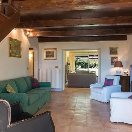 Casale Dei Tigli 8, Emma Villa *