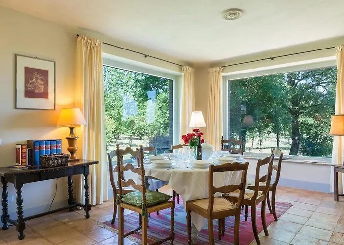 Casale Dei Tigli 8, Emma Villa